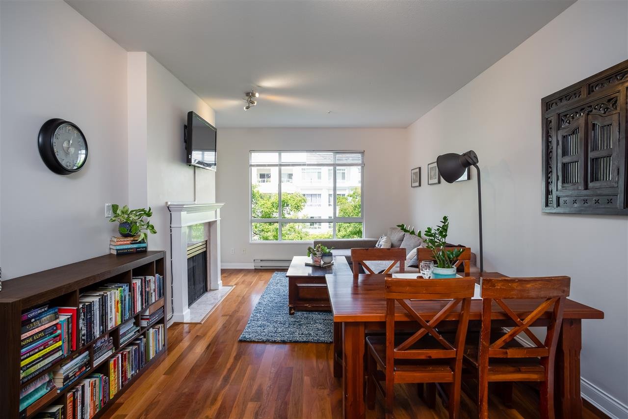 309-5735 Hampton Pl