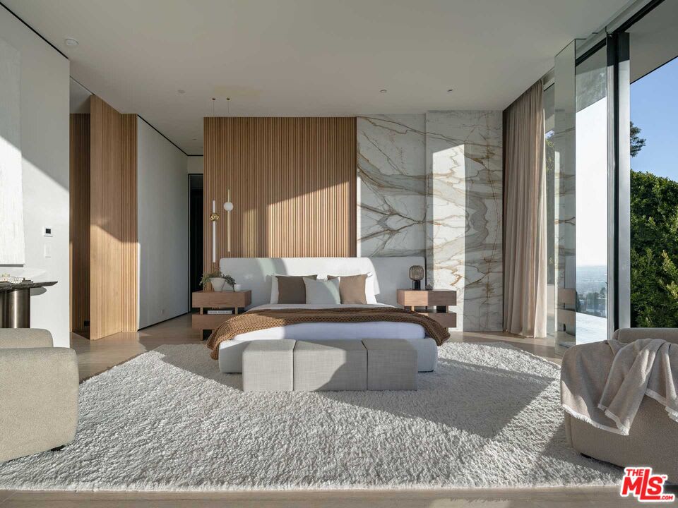 Lodge Lumina