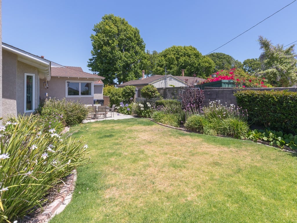 747 Lomita St