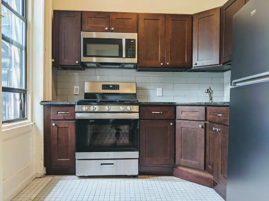 343 Pleasant Avenue, Apt 2