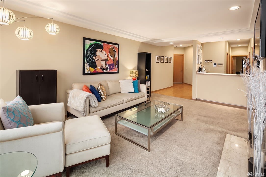 1768 Aurora Avenue N Unit: 201