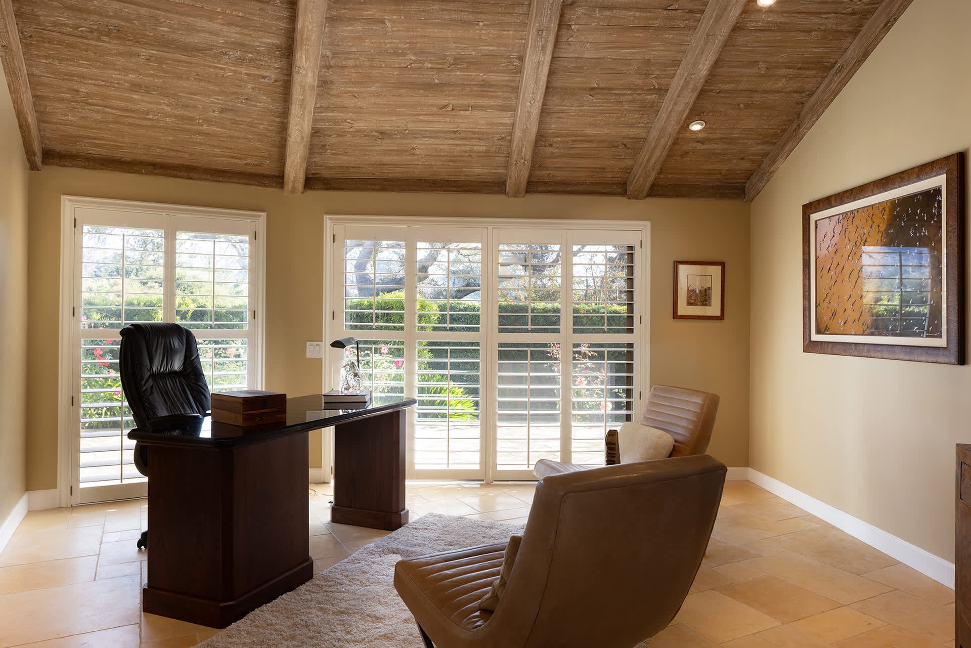 Quail Lodge Living - 7077 Fairway Place