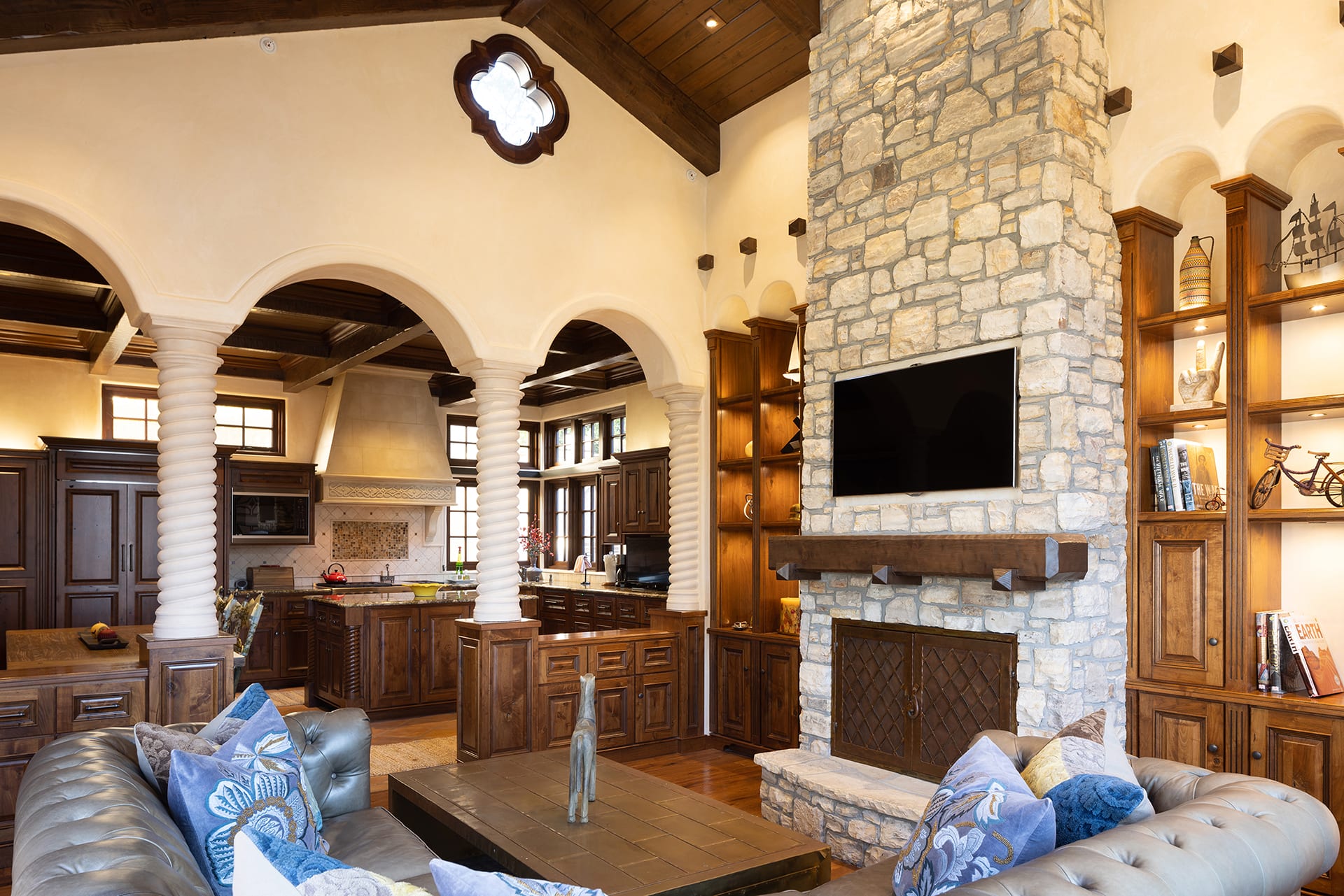 Carmel Perfection - Camino Real & 8th NE Corner