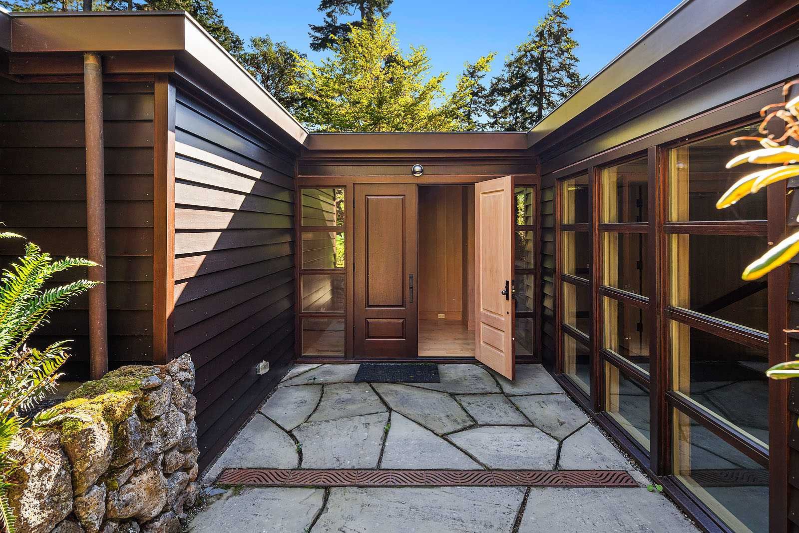 San Juan Island Estate - 723 Carefree Way - Friday Harbor