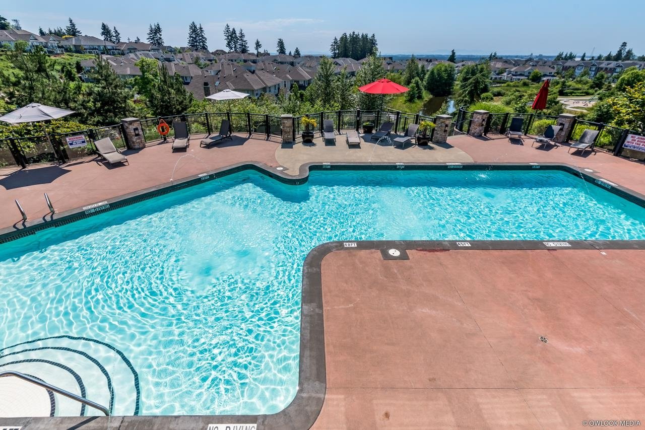 5-10500 Delsom Cres