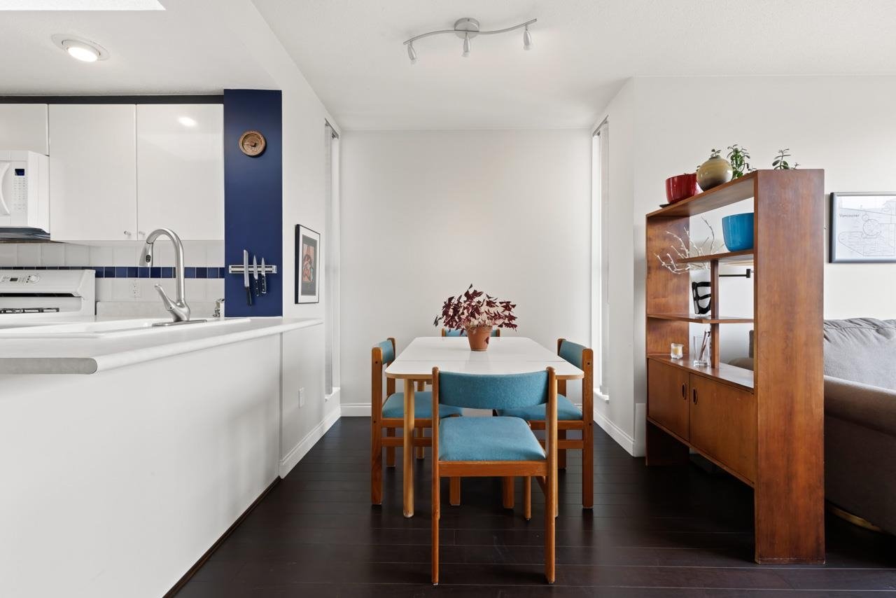 411-1630 W 1st Avenue, Vancouver