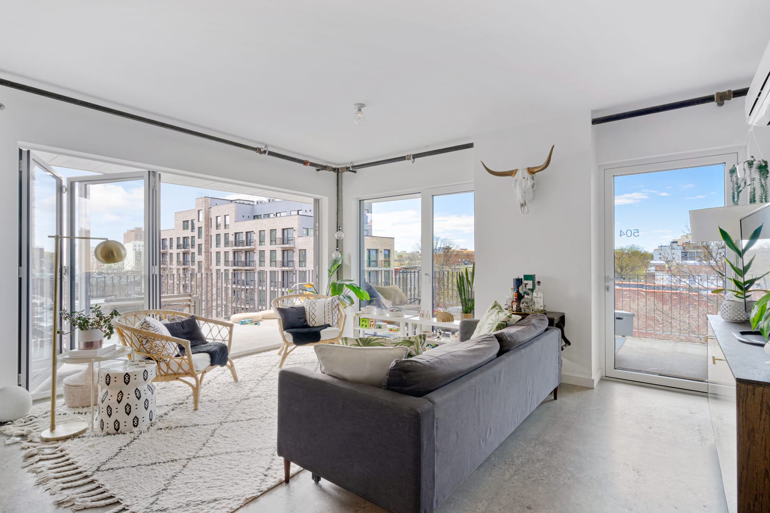 651 New York Ave, #504