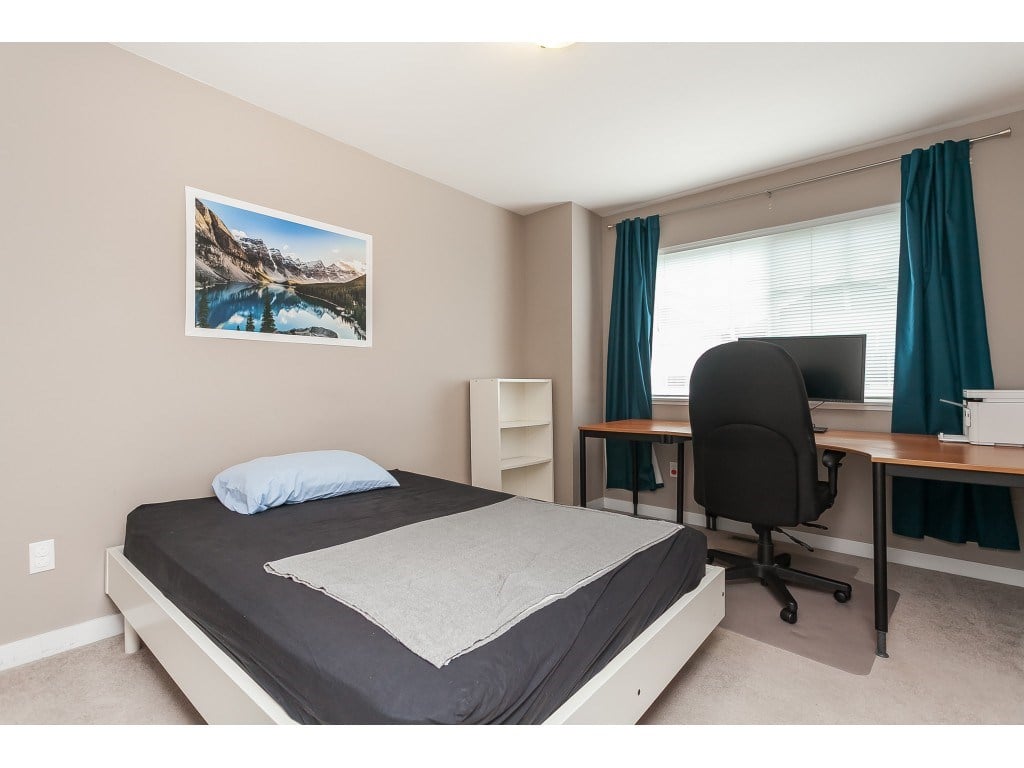 101-12040 68 Ave