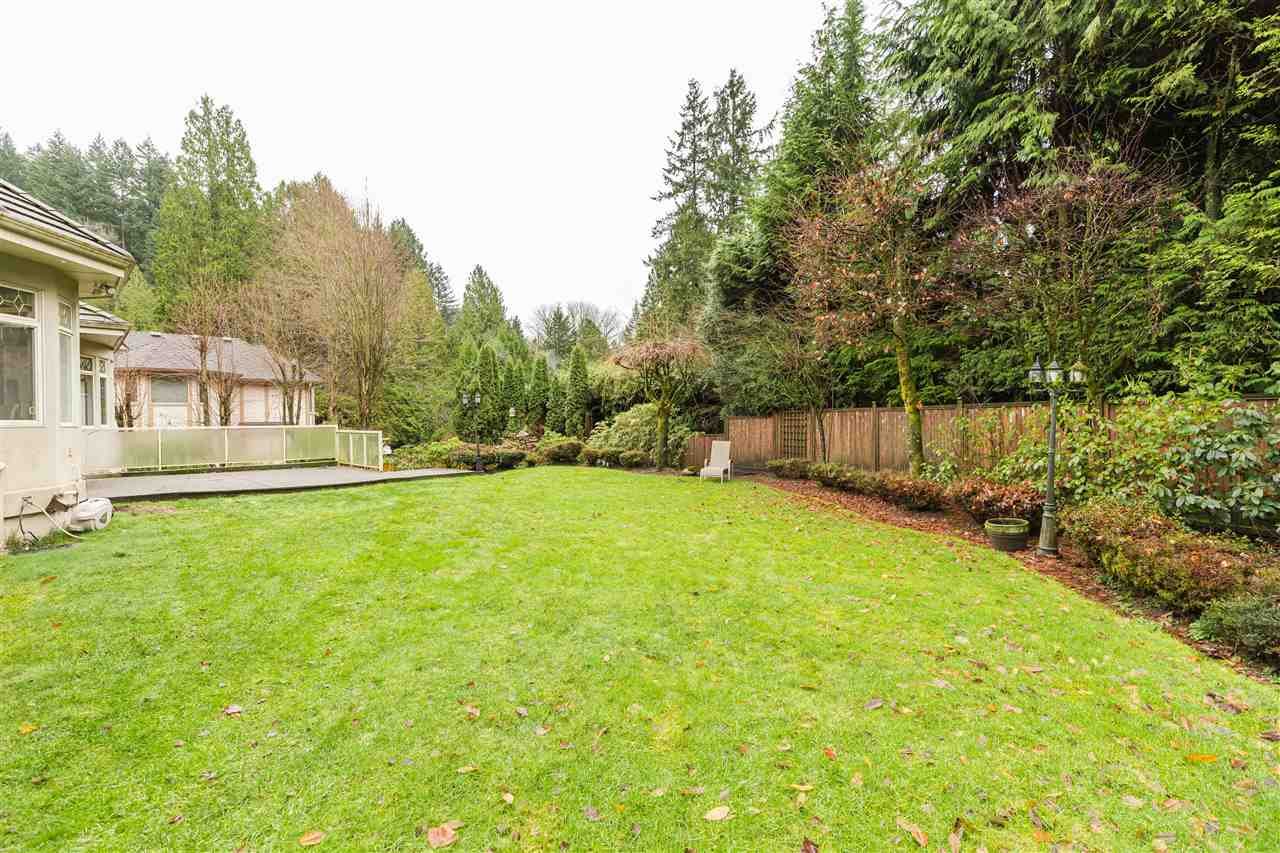 2221 Tanager Place, North Vancouver