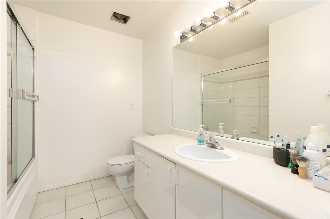 2312 Gondola Wy