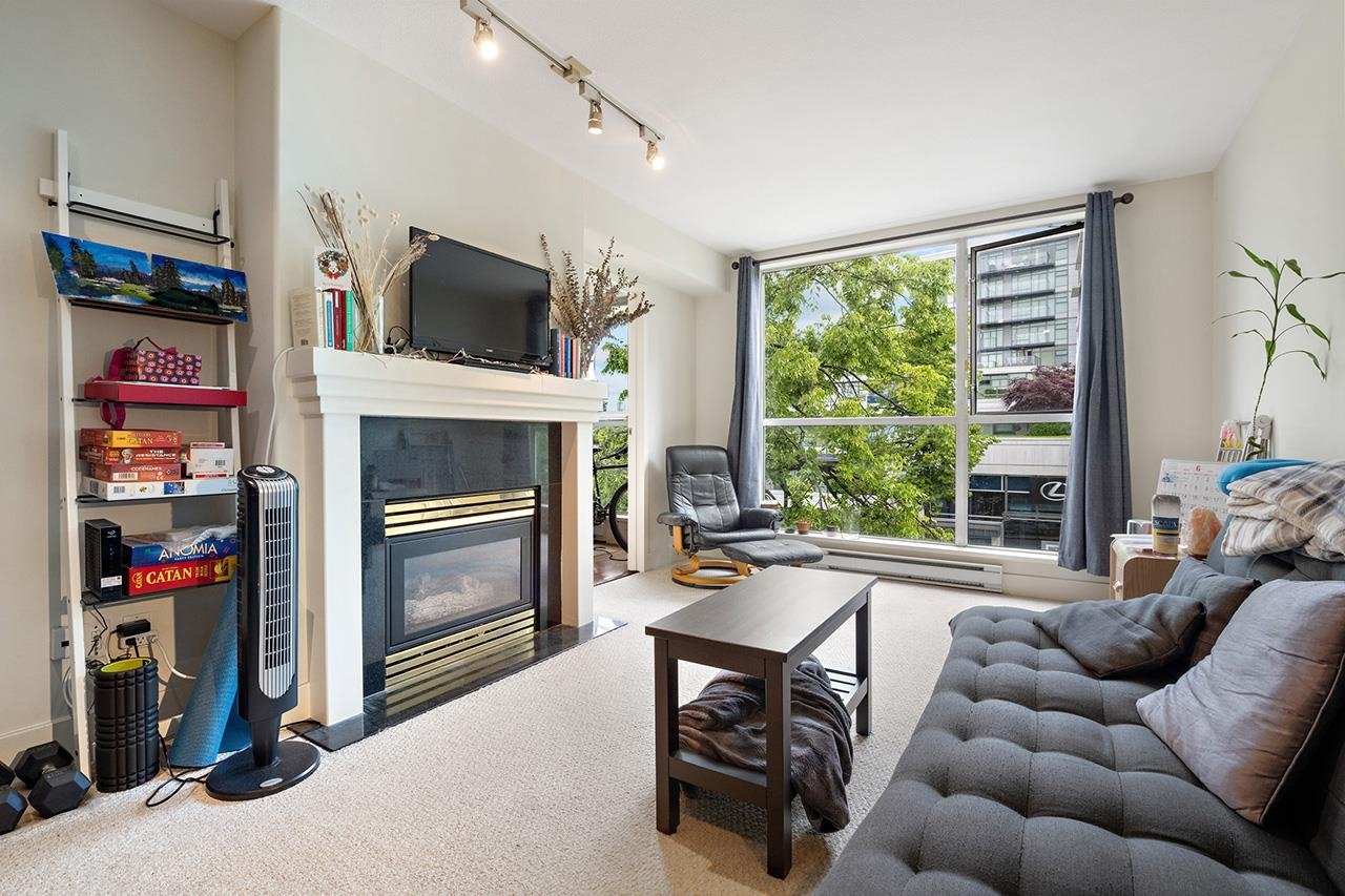 214-1823 W 7th Avenue, Vancouver
