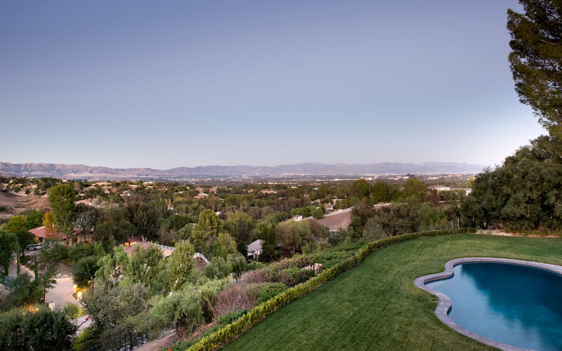 5570 Bill Cody Rd, Hidden Hills Ca