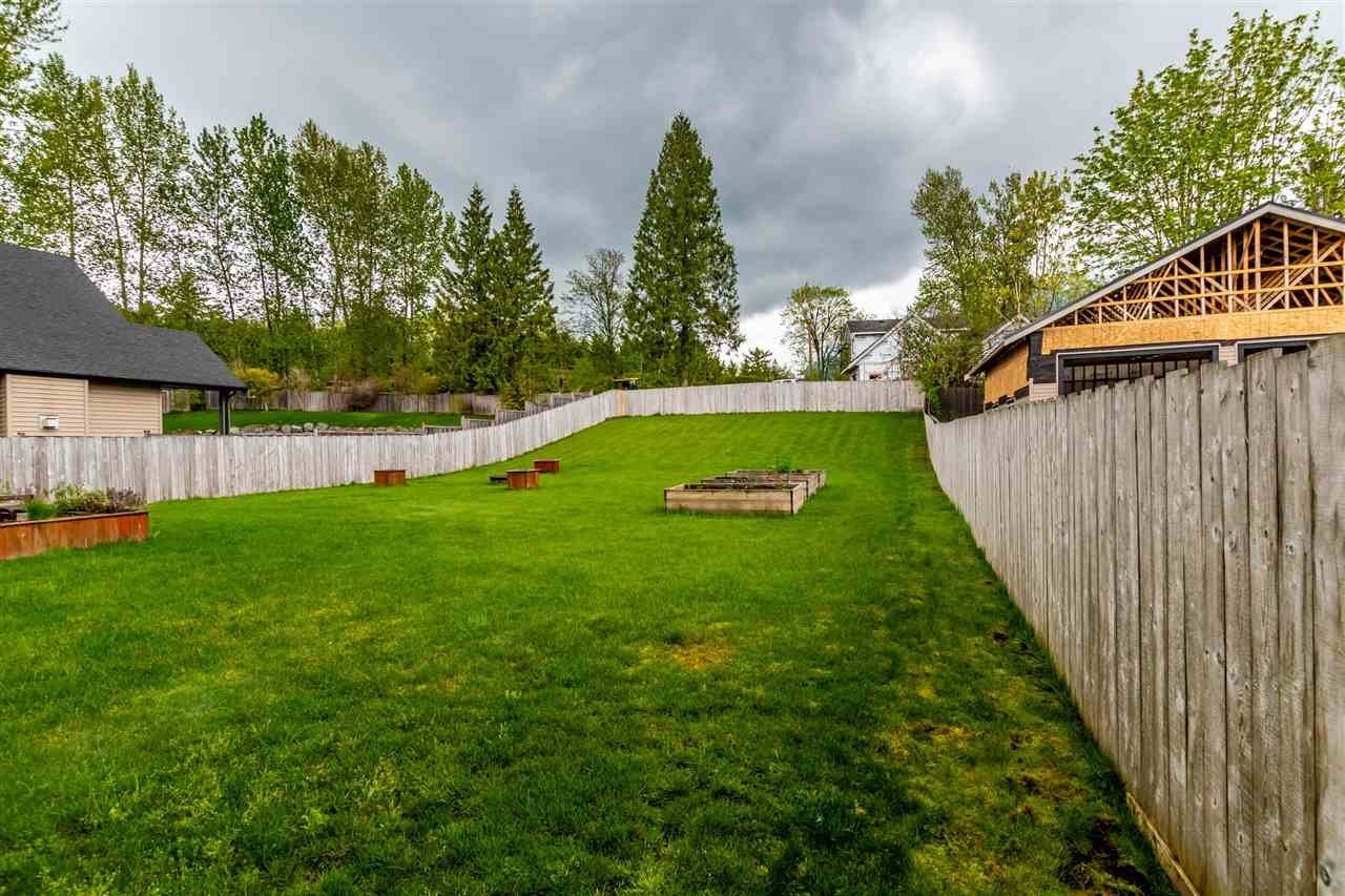 10404 Parkwood Dr