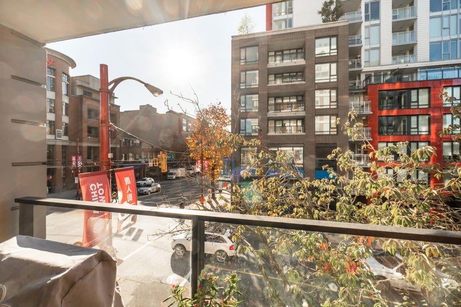 212-189 Keefer St