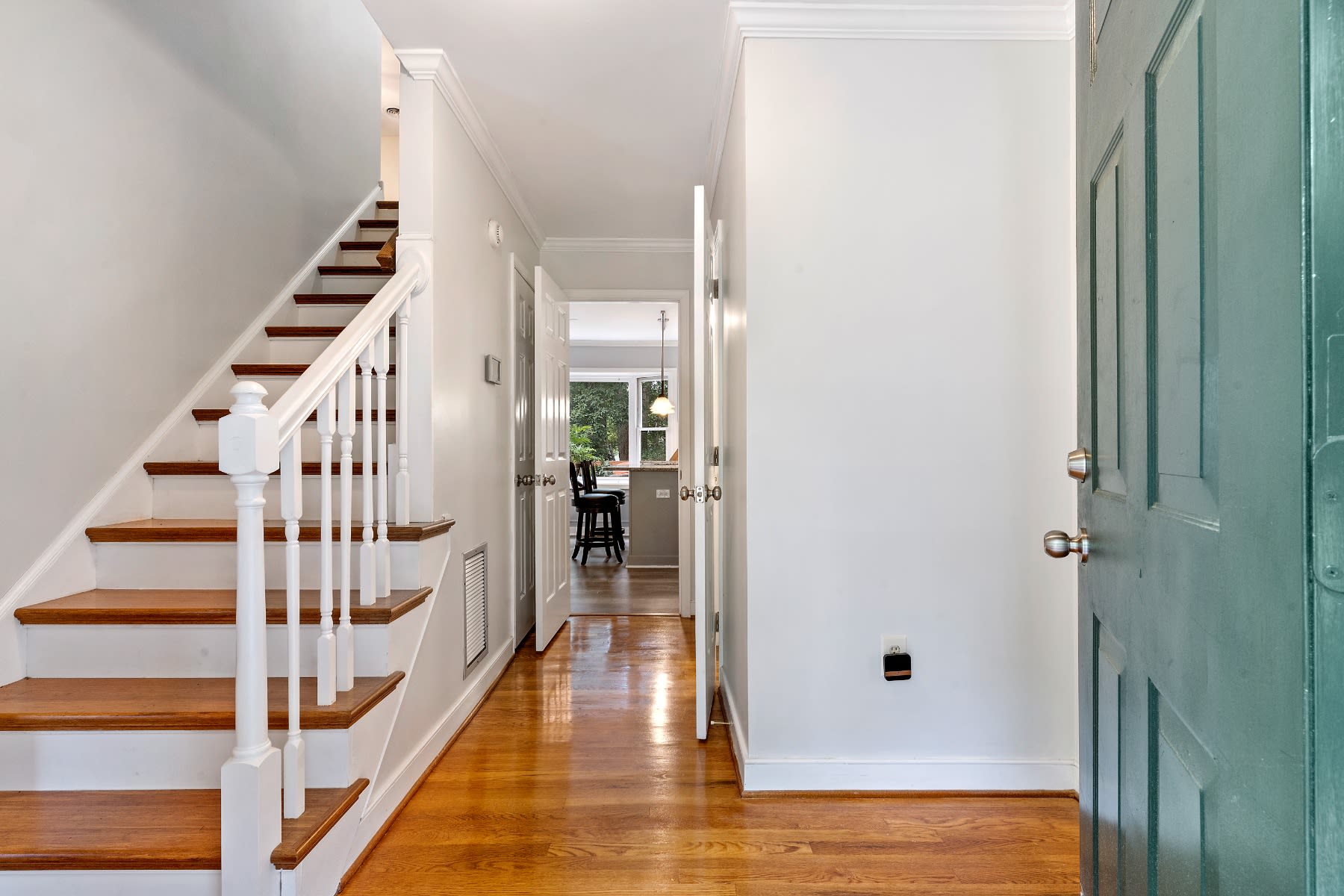 714 Coralview Court