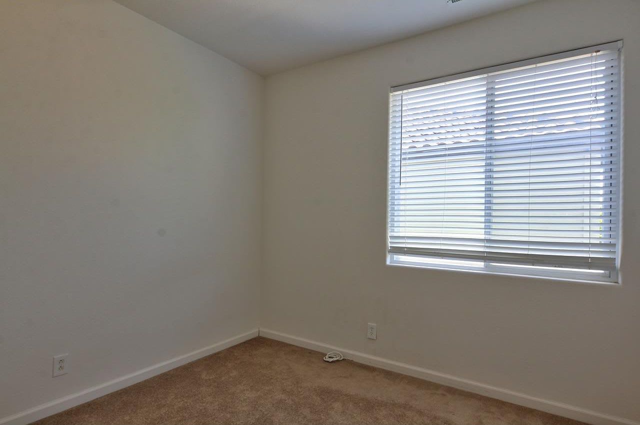 13 Wimbledon Cir