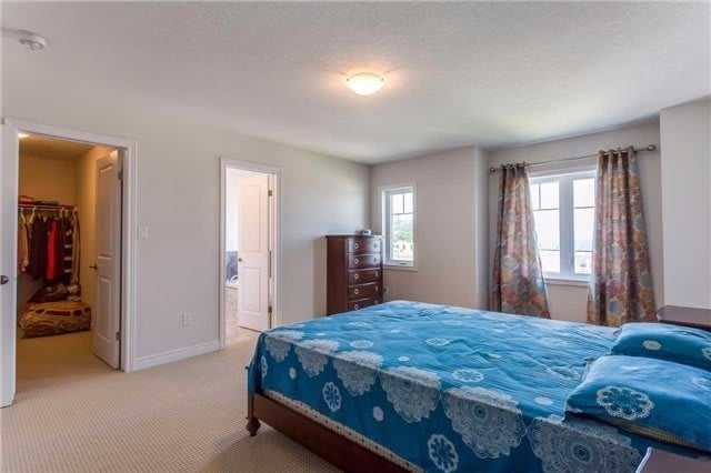 120 Shoreview Pl