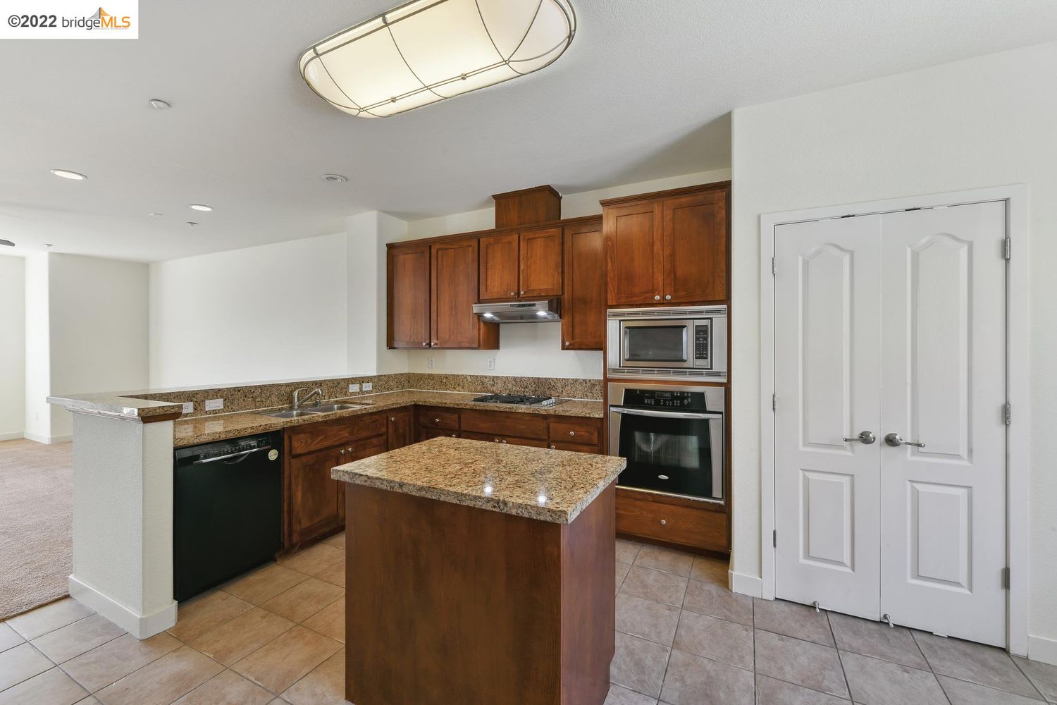 6415 Blue Rock Ct, Oakland, CA 94605