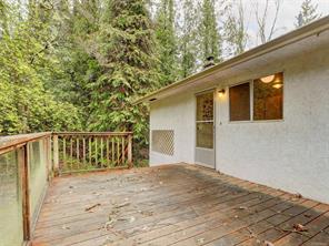 1115 Rolmar Cres