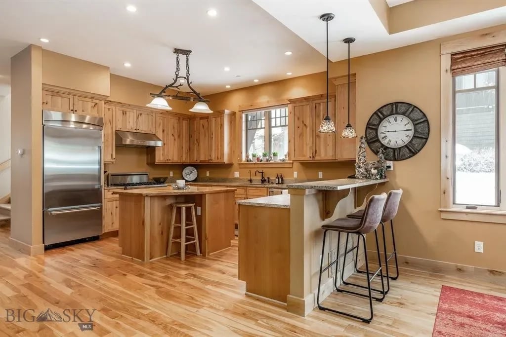 81 Pheasant Tail Ln #1