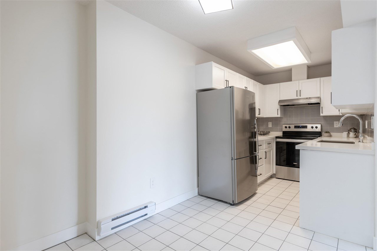 B401-4821 53 St