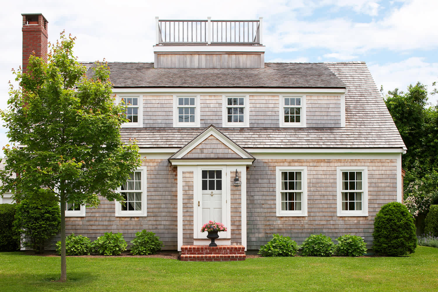 cape cod home Architectural Styles