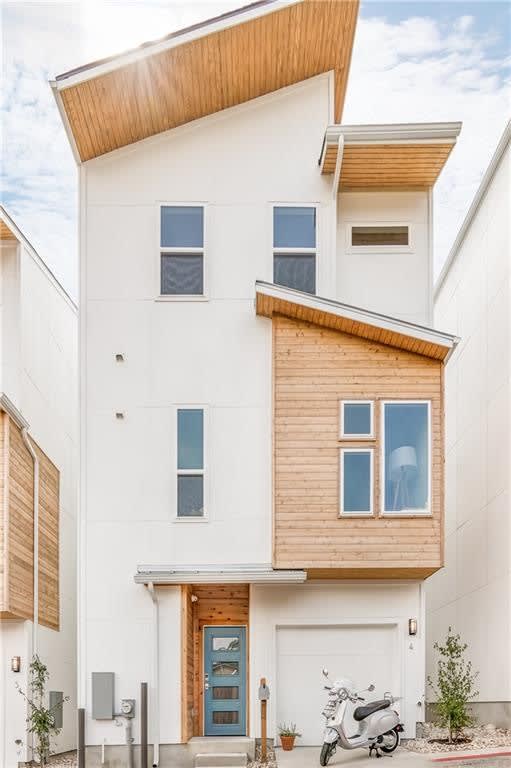 3007 E 12th St Unit 2