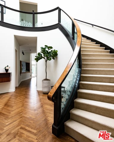 Lumina Chateau