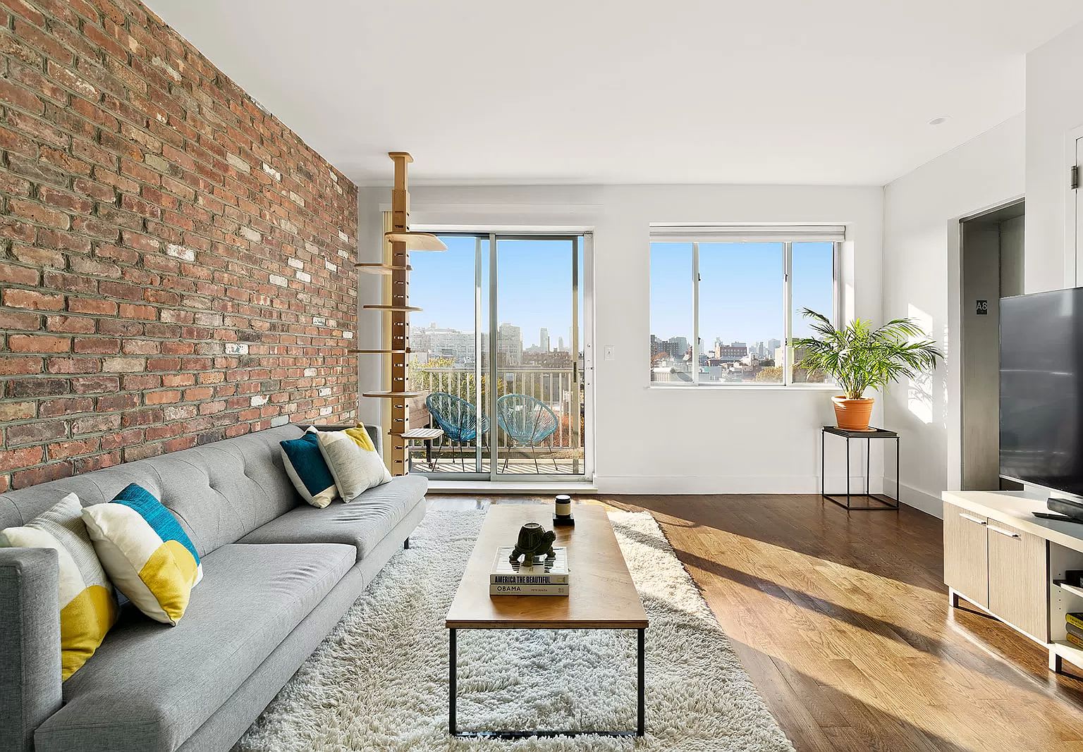 191 Spencer St, #8A