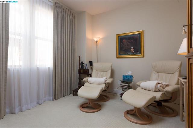 6053 Old Quarry Loop, Oakland, CA 94605