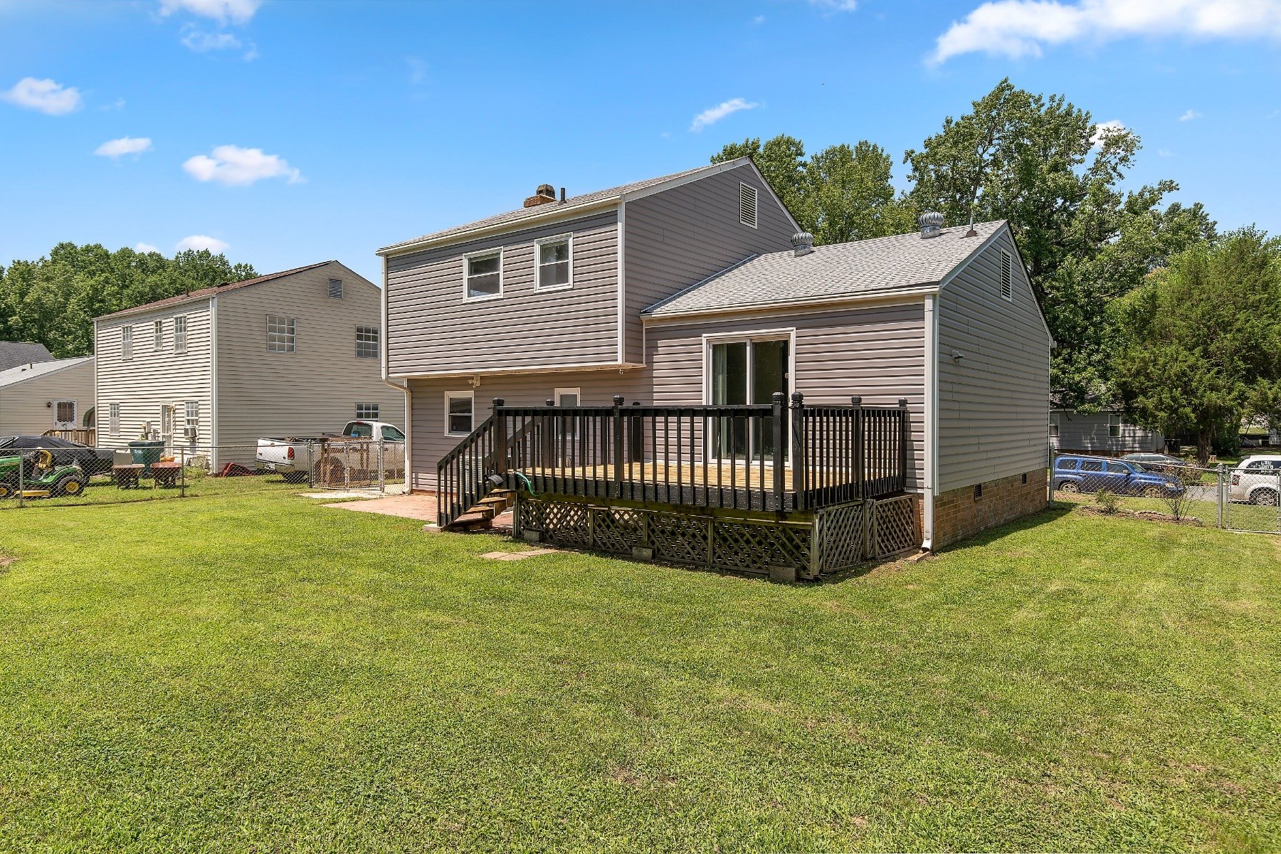 211 Carlstone Drive