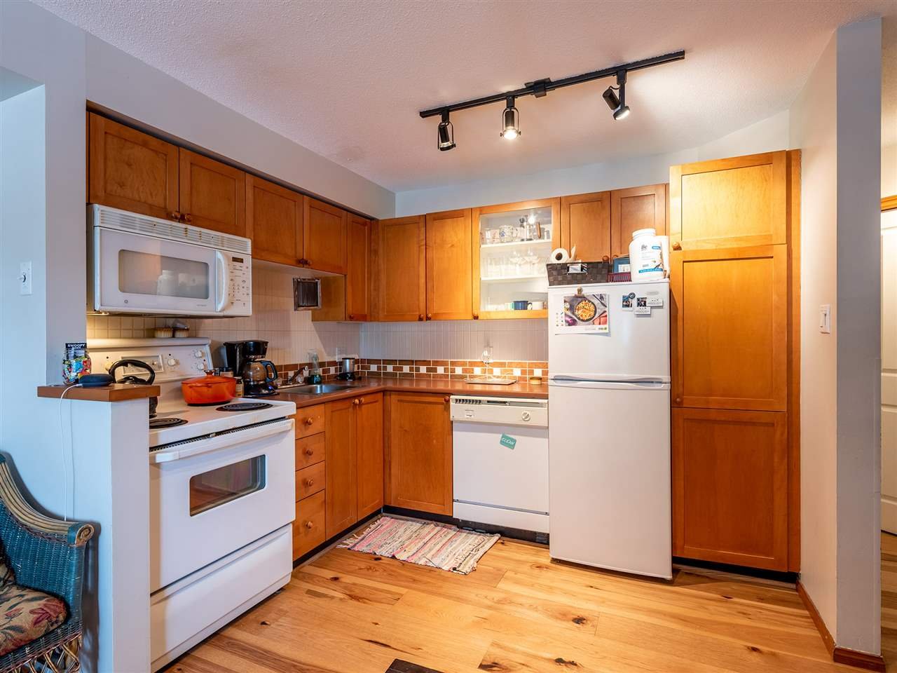 77/77a-4388 Northlands Blvd
