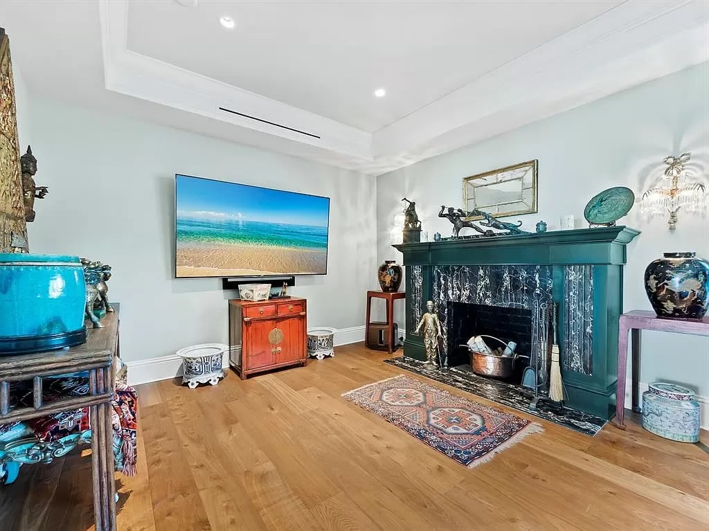 4223 Bay Shore Rd