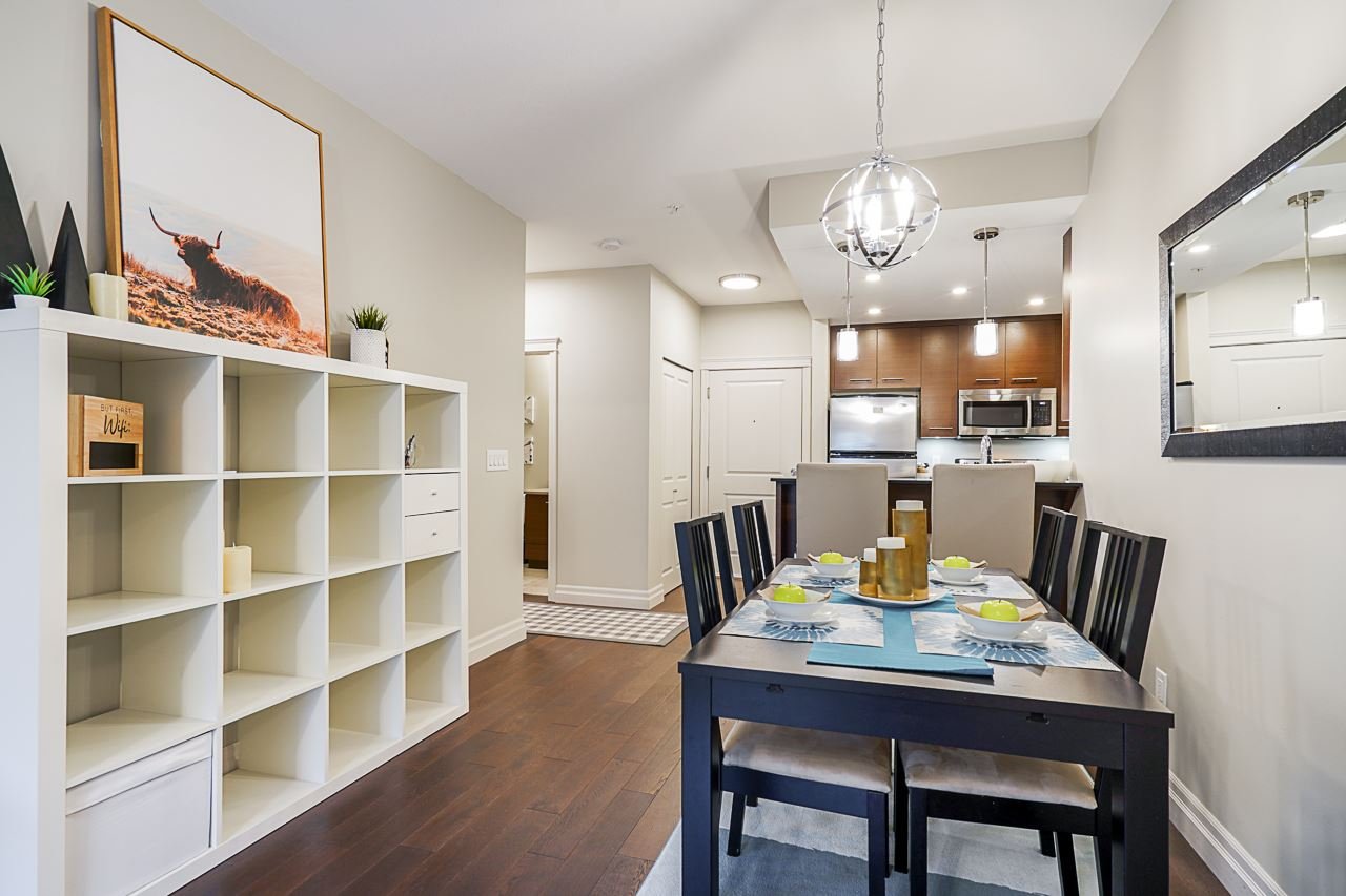 215-2343 Atkins Ave