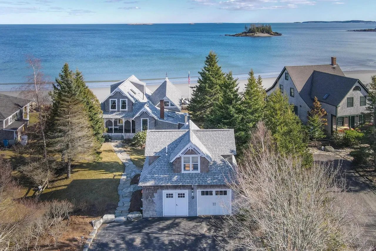 New Listing! 9 Stonehurst Avenue, Owls Head, ME 04854 $1,395,000