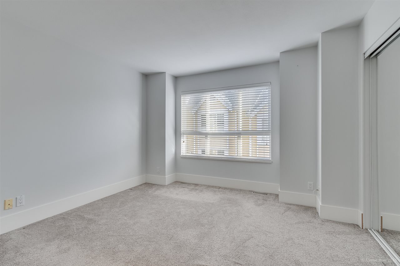 2866 Sotao Ave