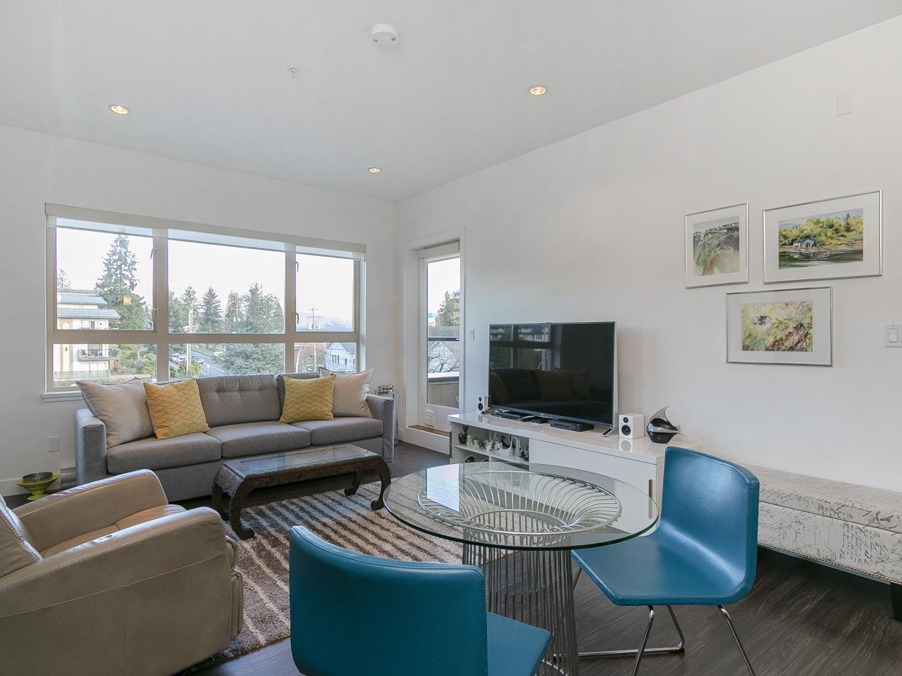 401-5688 Hastings St