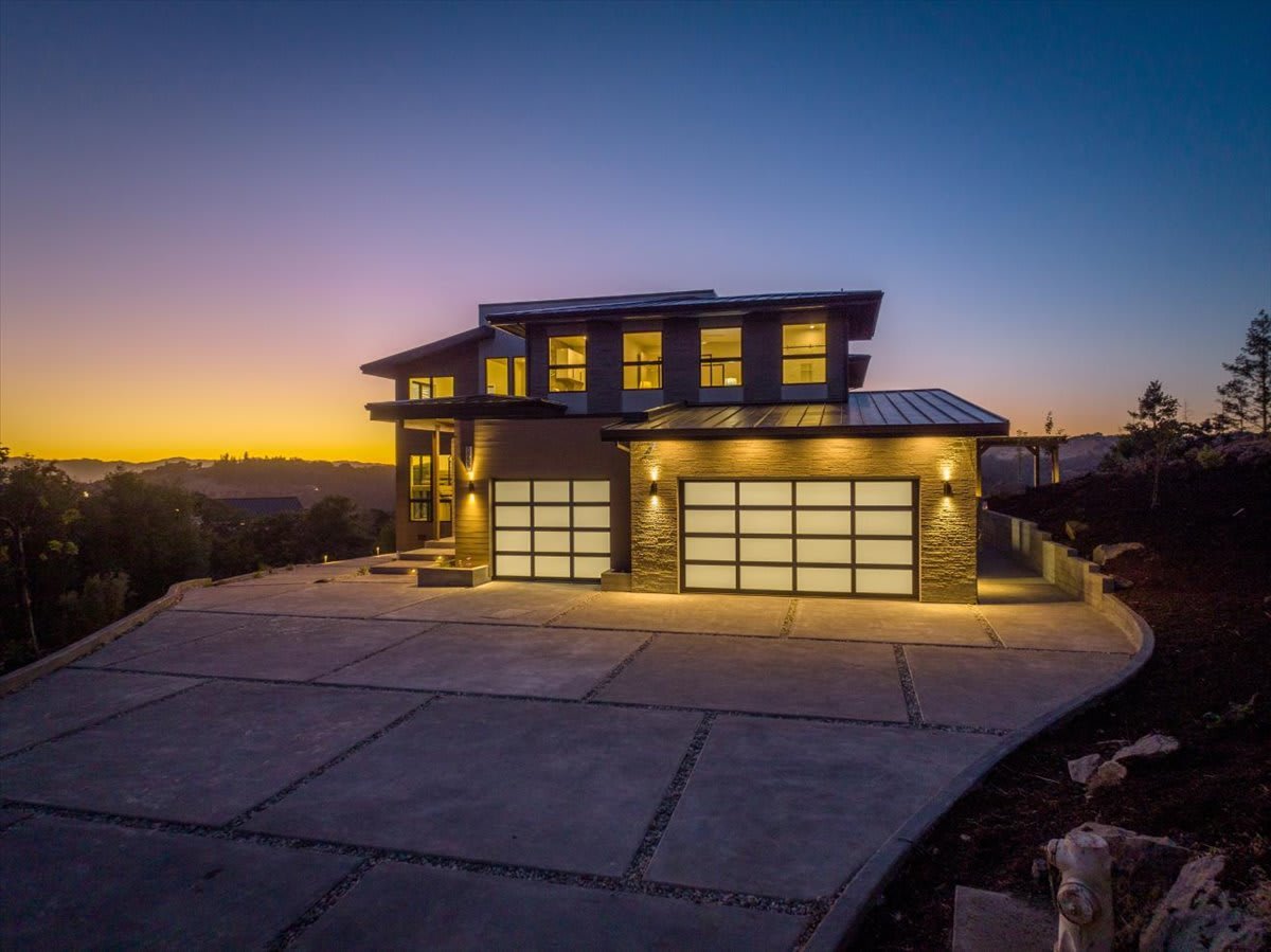 3958 St Andrews Dr