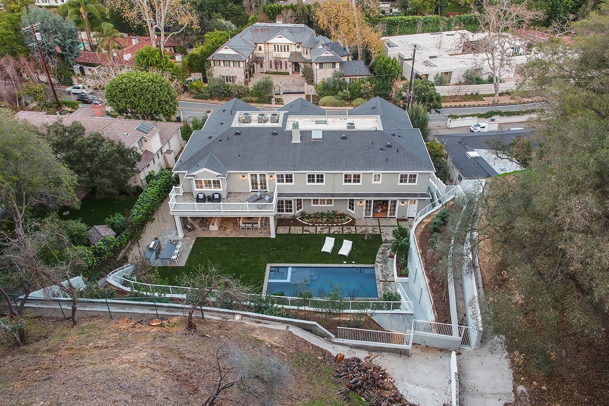 1909 Mandeville Canyon Road