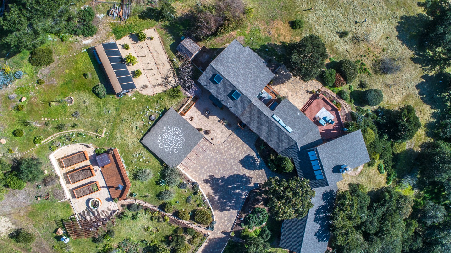 60 Encina Dr
