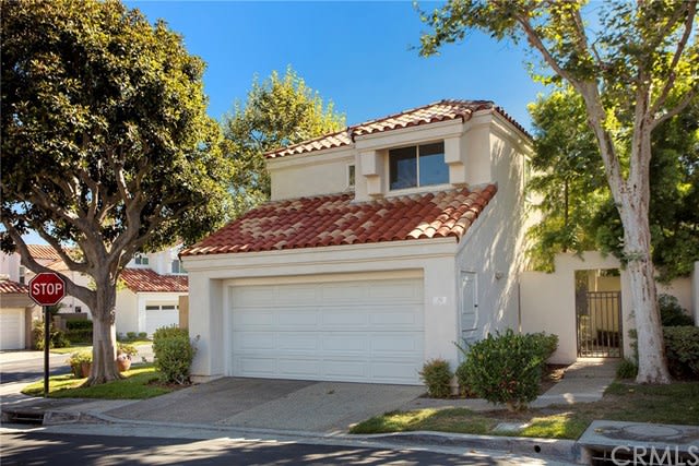 79 Shearwater Pl