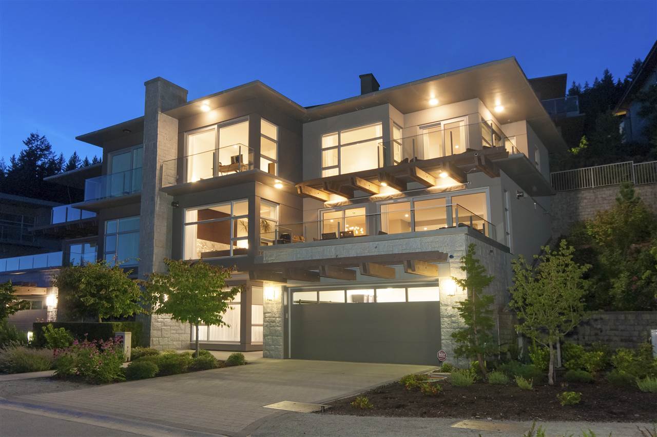 2736 Highview Pl