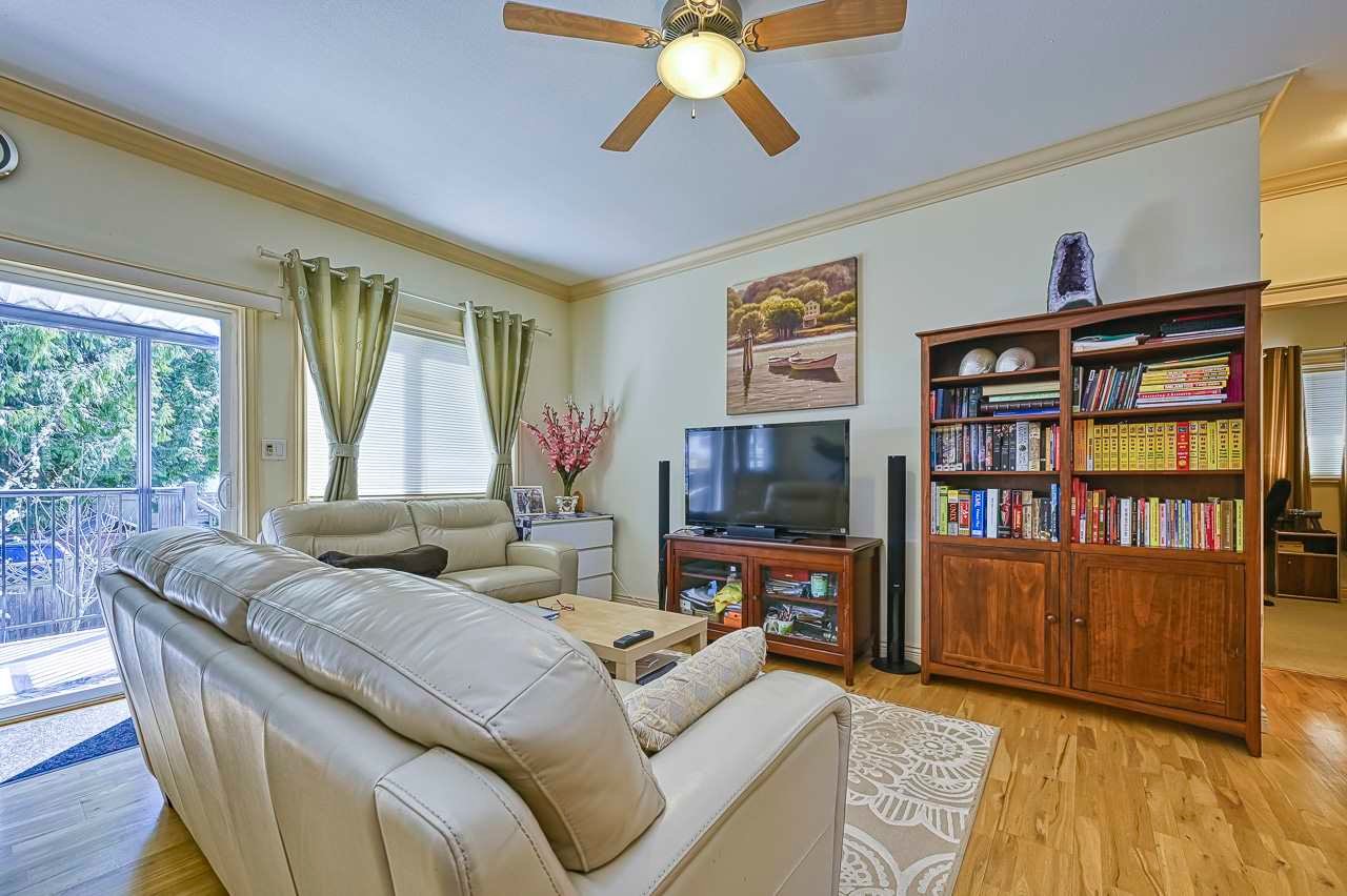 711 Blue Mountain St