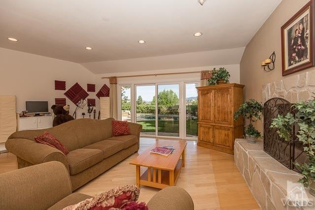 1561 Shadowglen Court
