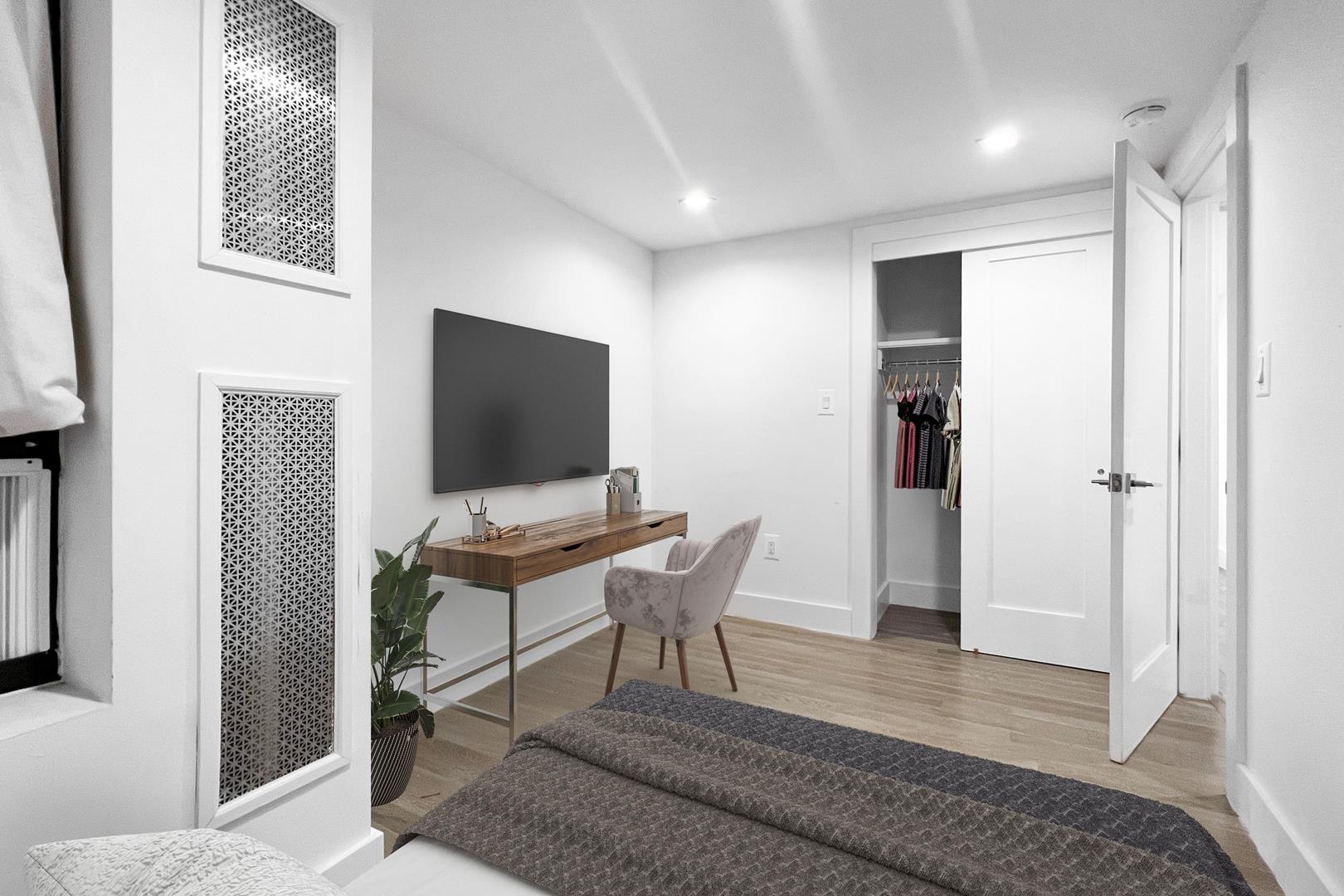 339 East 22nd Street, Apt 6