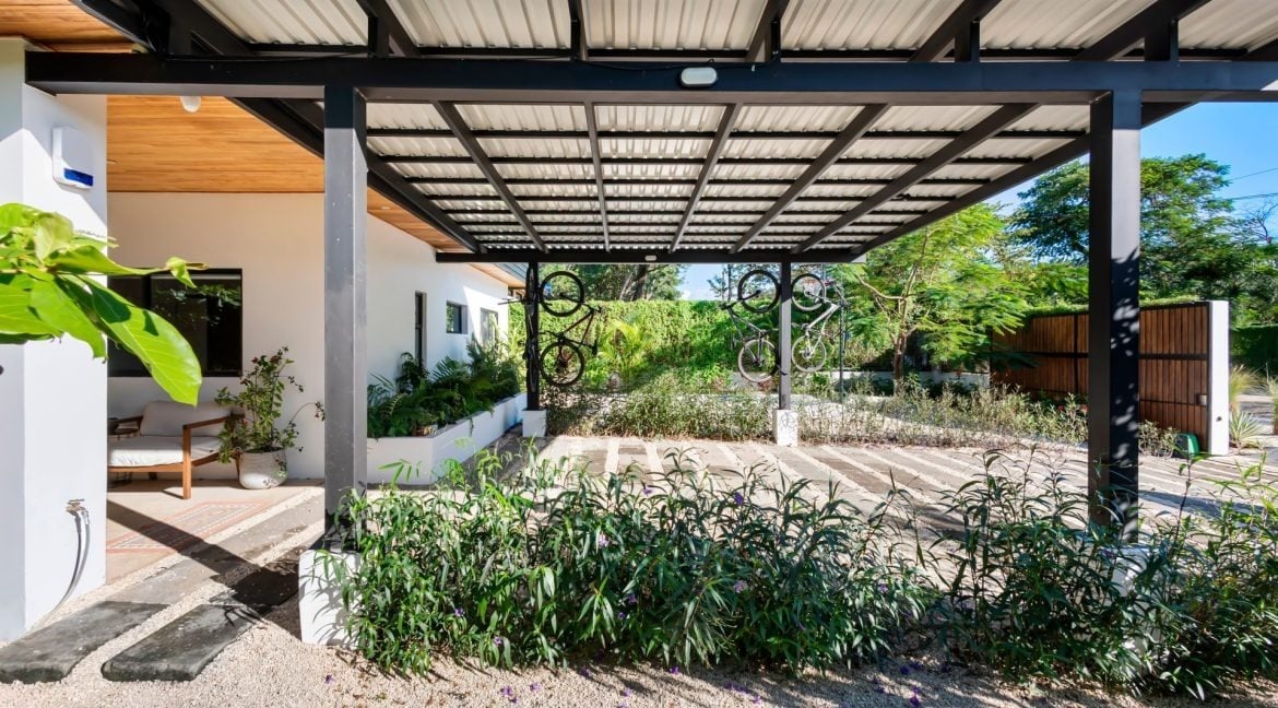 Solar Home With Guest Casitas, Tamarindo, Guanacaste