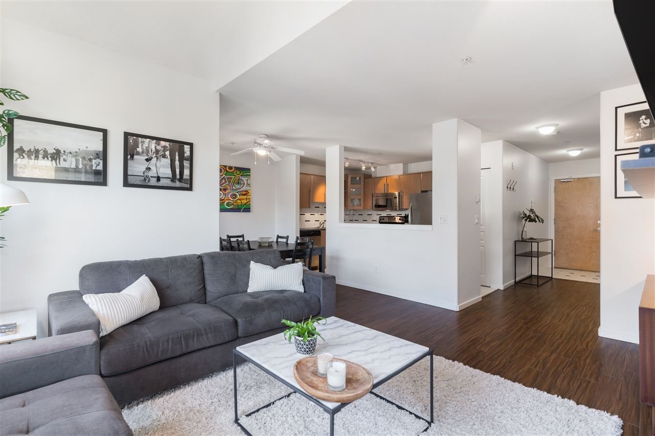 401-3136 St Johns Street, Port Moody