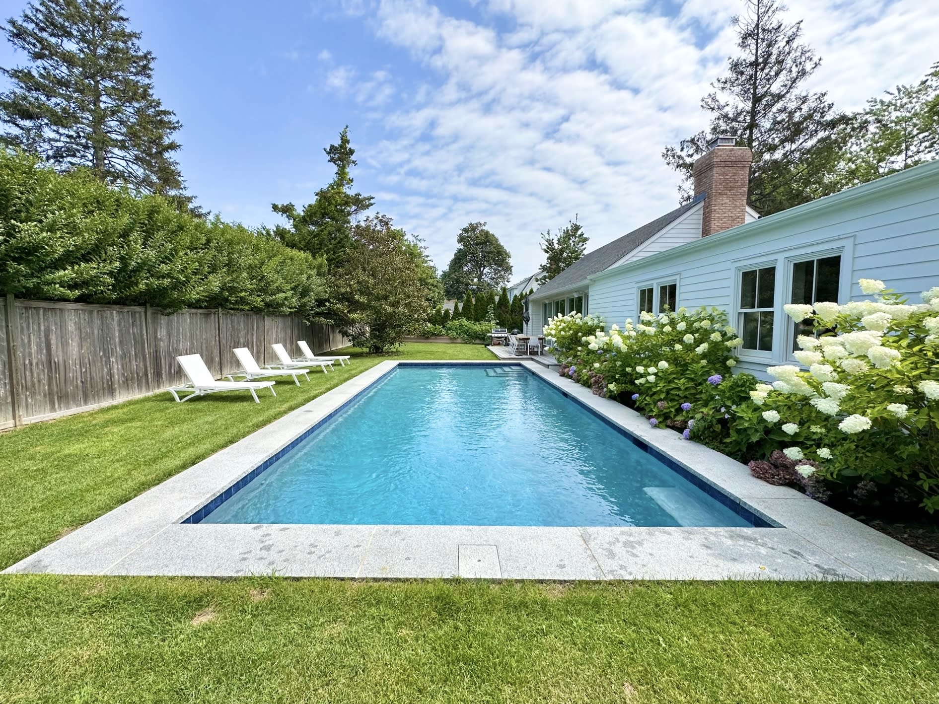 A BRIGHT AND BREEZY VILLAGE RETREAT