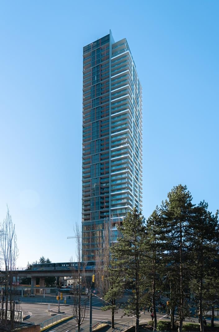 3704-6511 Sussex Ave
