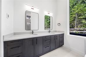 3901 Olympian Wy